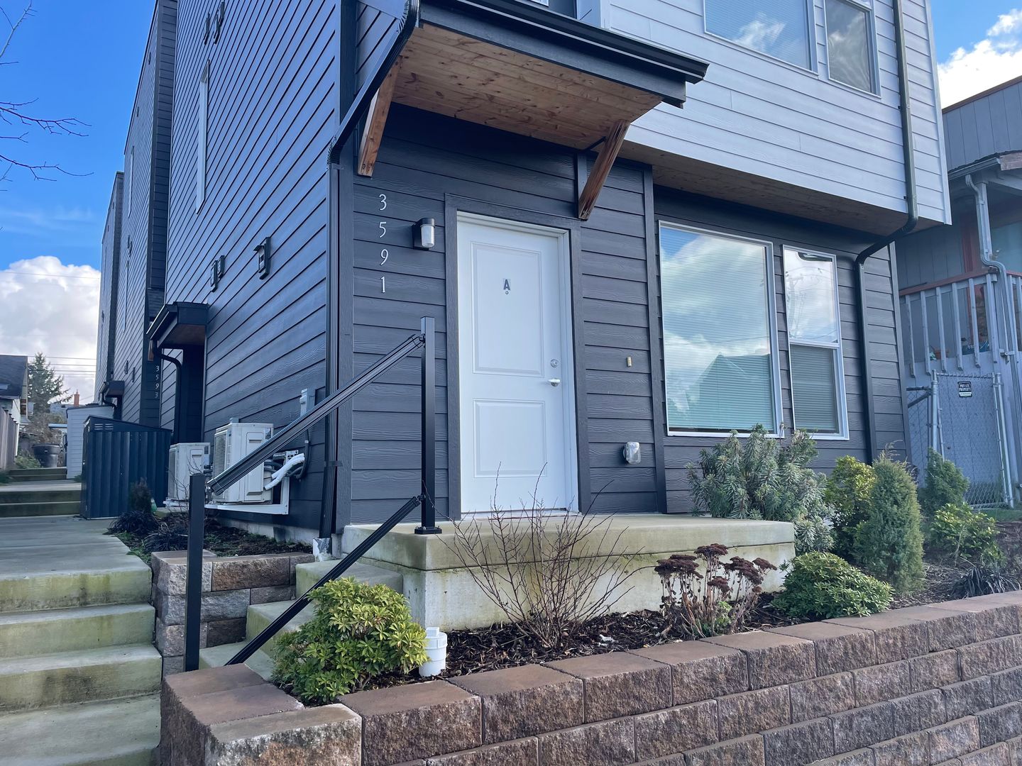 Tacoma Apartment: 3591-3595 South G Street