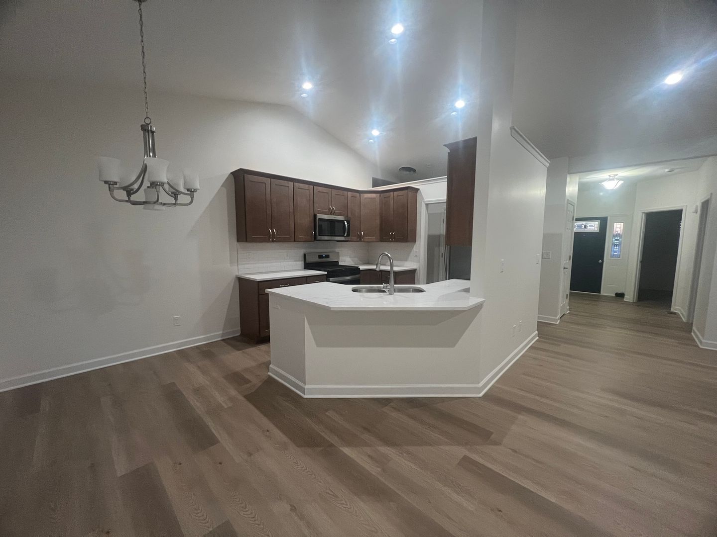 Bourbonnais House: 164 Heritage Meadows Circle