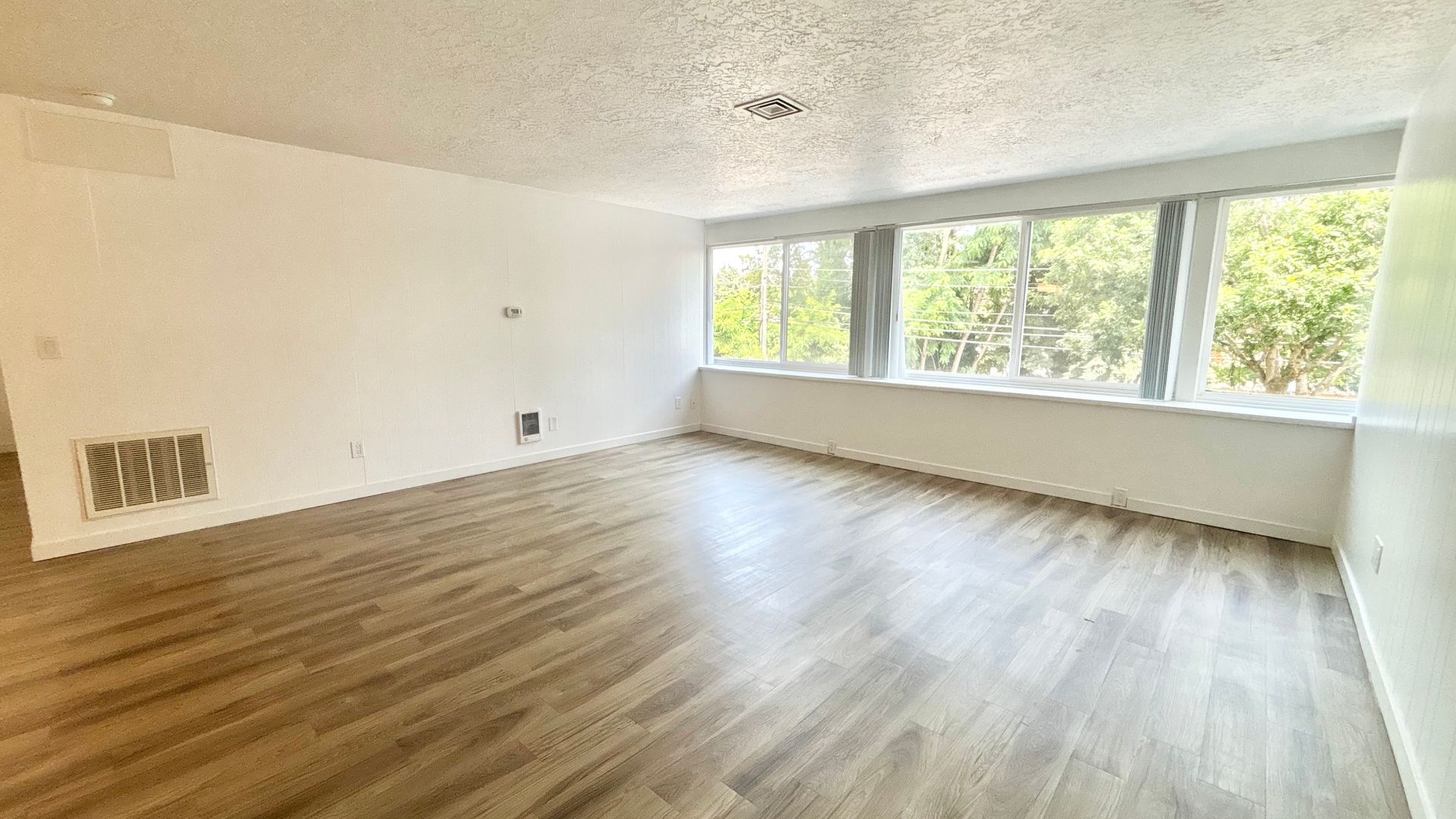 Portland Apartment: 2222 SW Spring Garden St.