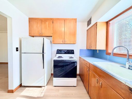 3814 SE Francis Street, Portland, OR 97202