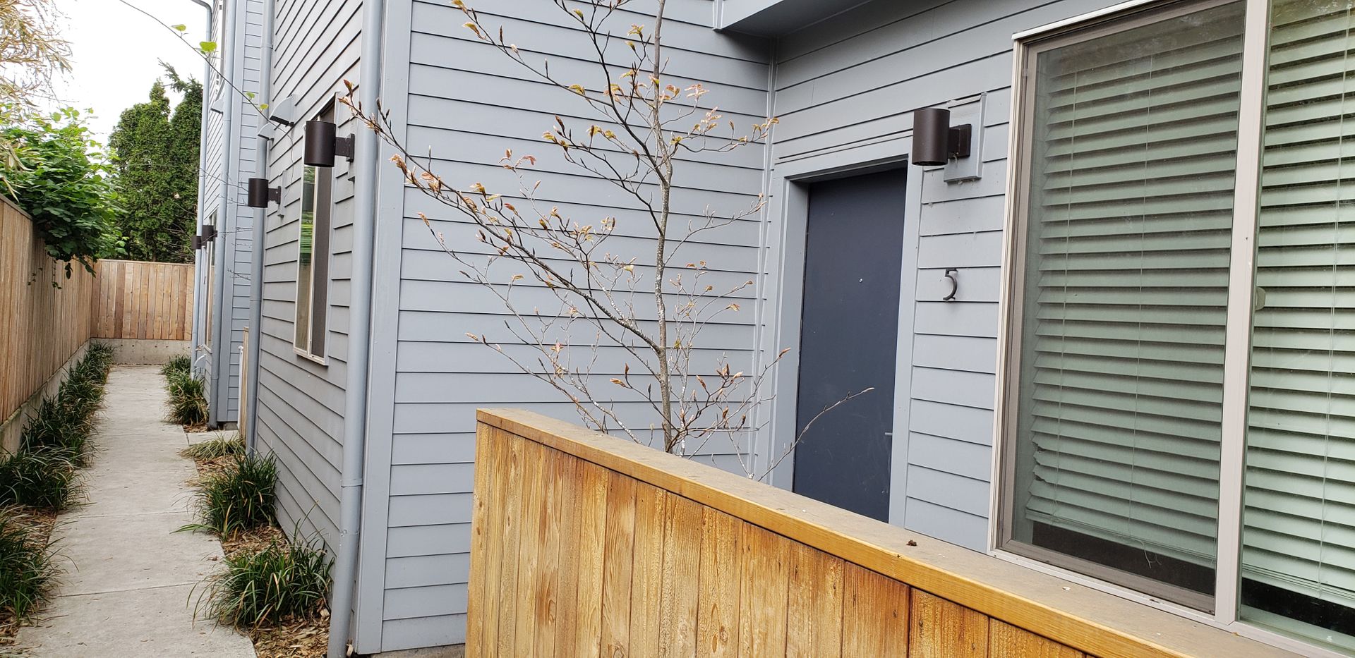 Portland Apartment: 9525 N. Lombard St.