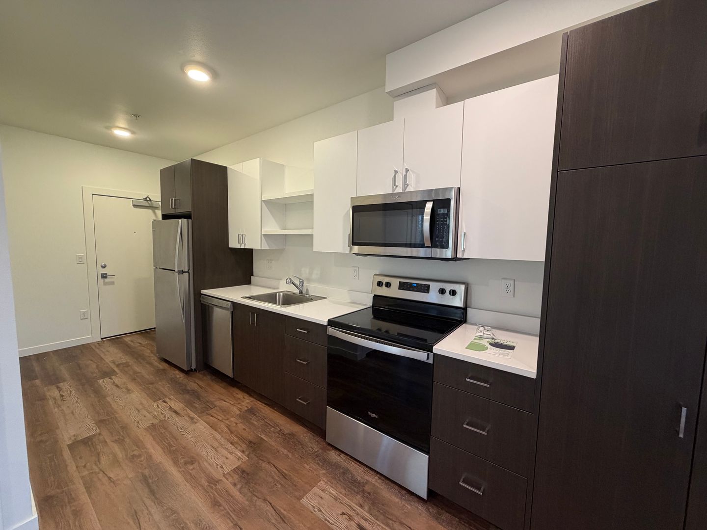 Portland Apartment: 7424 N. St. Louis Ave.