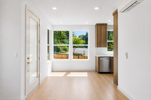 Brand-New 2BD/2.5BA with A/C | Modern Style Home! – photo 1