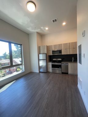 1525 N Webster Street - 301, Portland, OR 97217