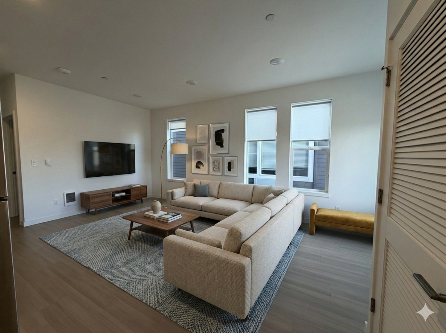 Portland Apartment: 7110 N. Greenwich Ave.