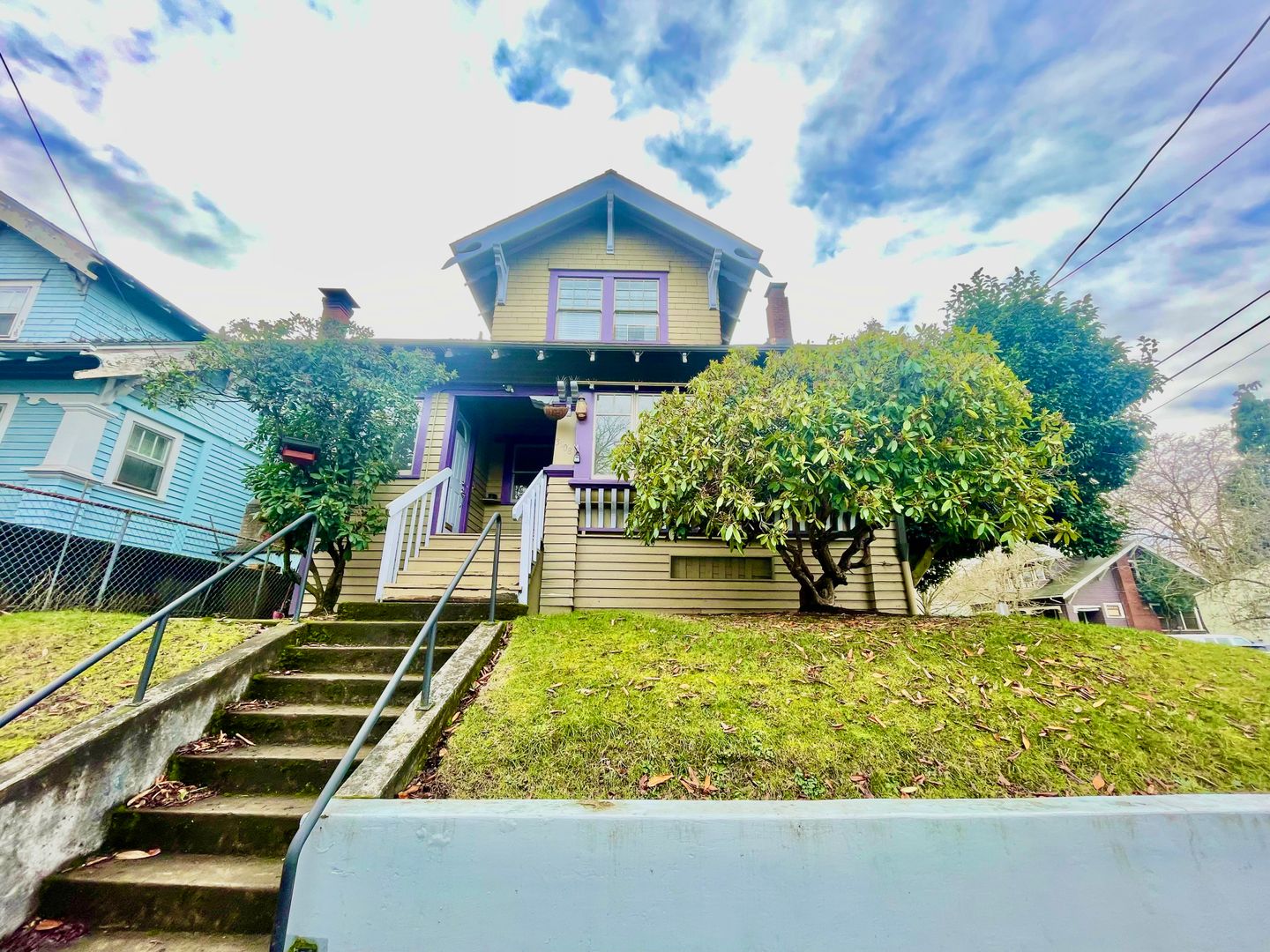 Portland Apartment: 3508 SE Division St.