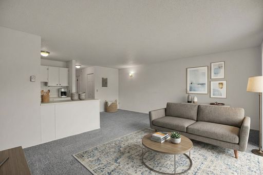 Head Home Now - Don't Miss Out - 1st Floor – photo 1