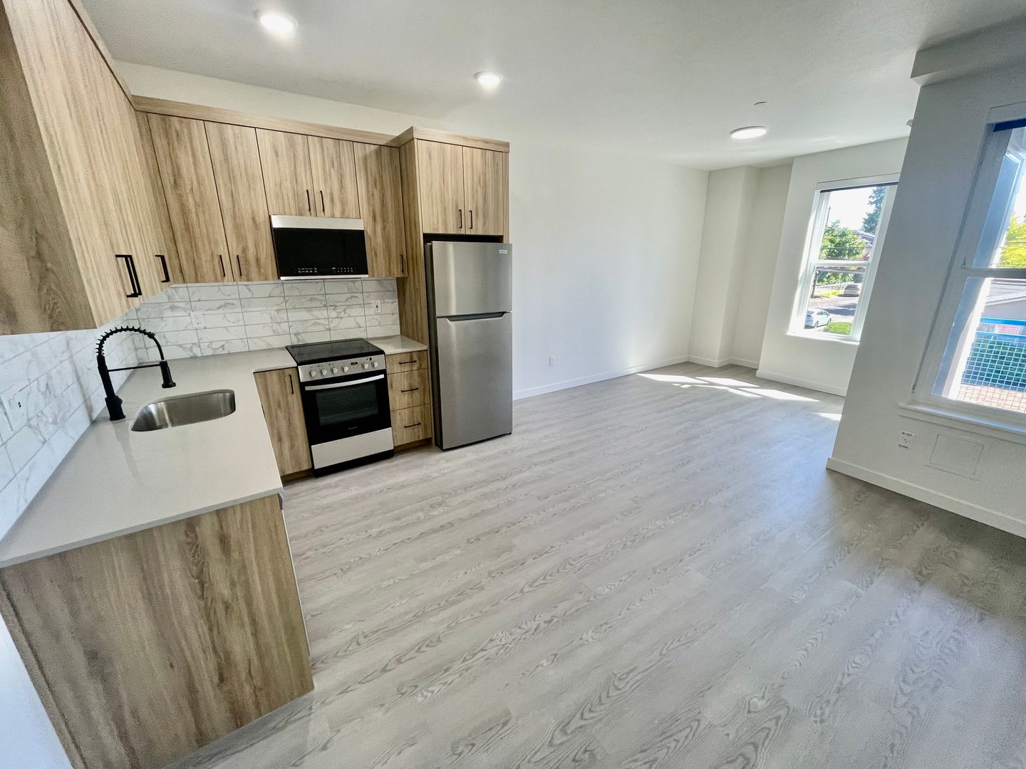 Portland Apartment: 2465 NE Alberta St.