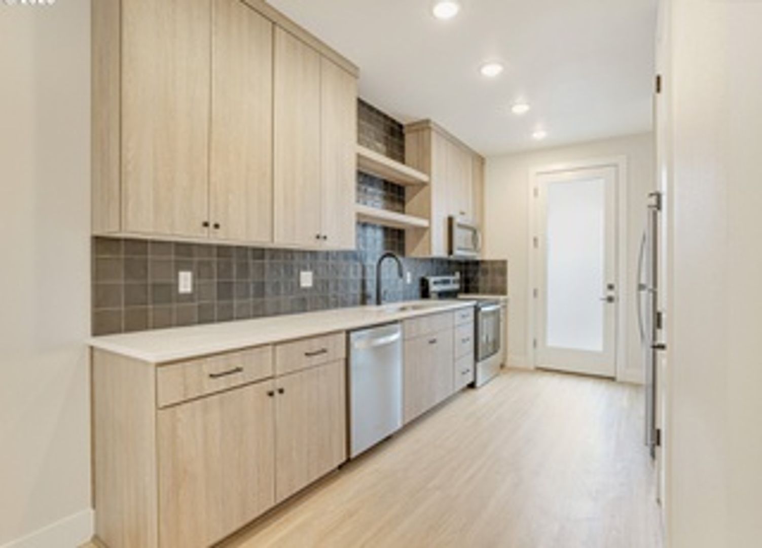 Portland Apartment: 4875-4881 SE 63rd Ave.