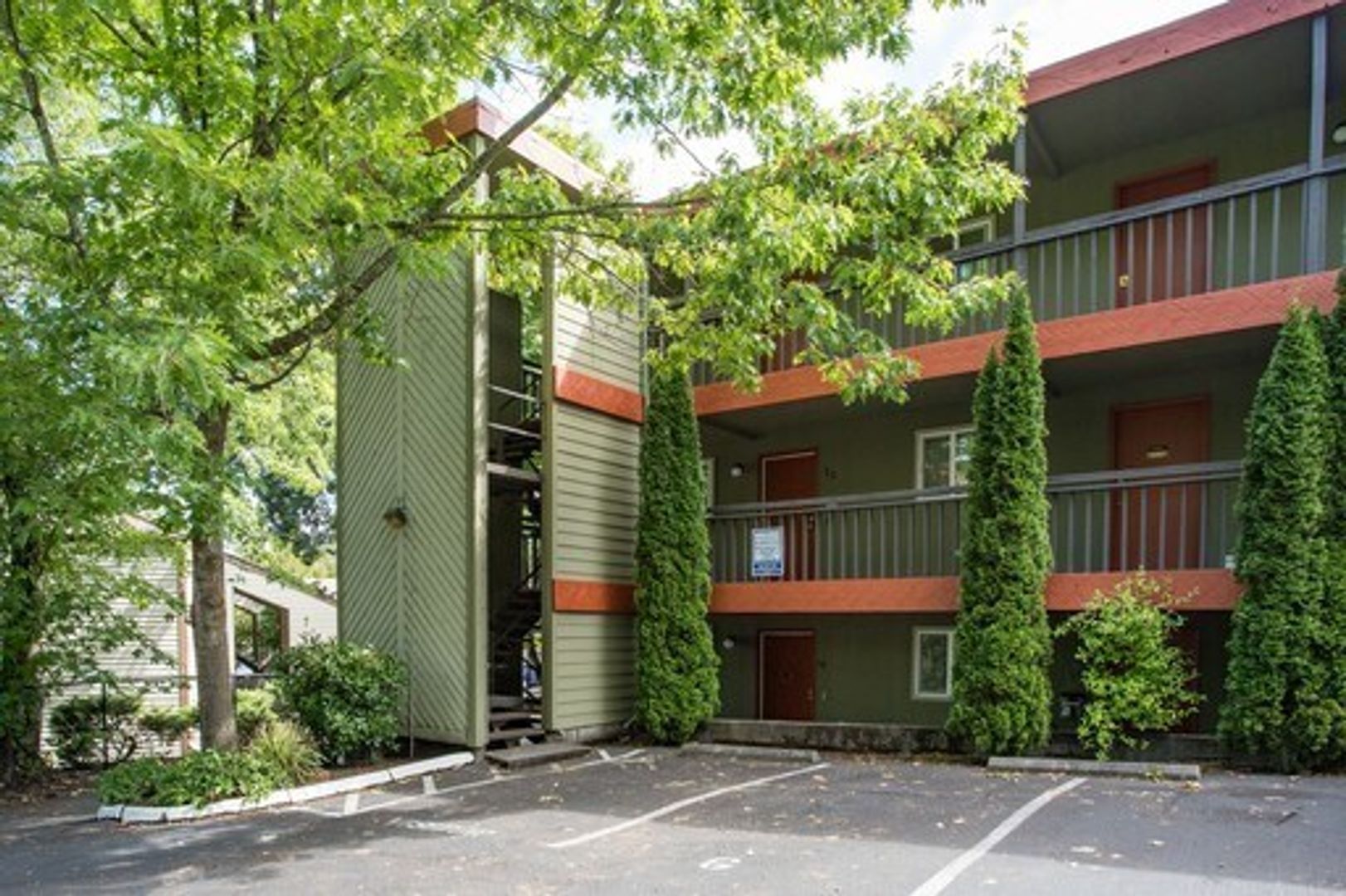 Portland Apartment: 8924-8934 SW 30th Ave.