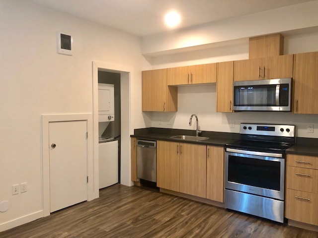 Portland Apartment: 9525 N. Lombard St.