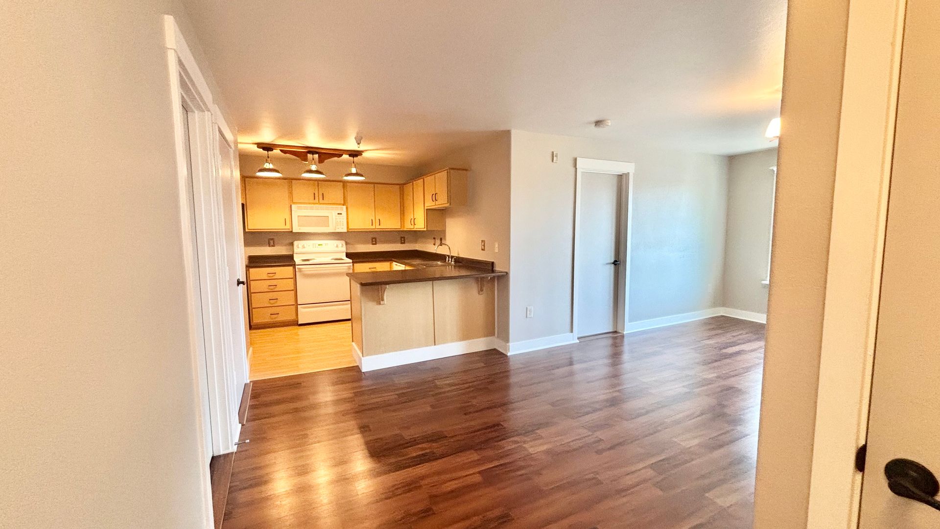 Portland House: 9817 NE Irving St. #216