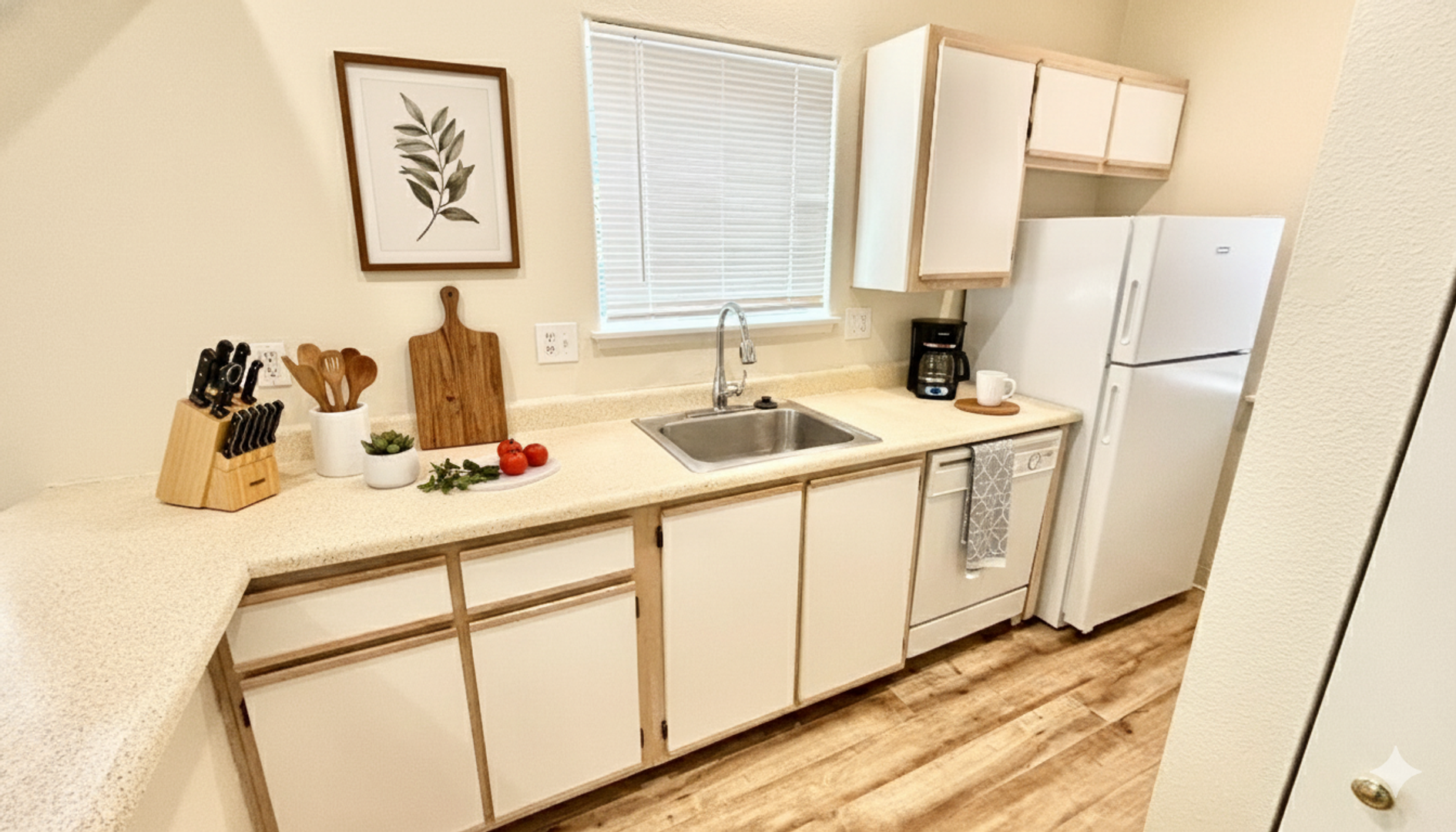 Portland Apartment: 1819 SW 18th Ave.