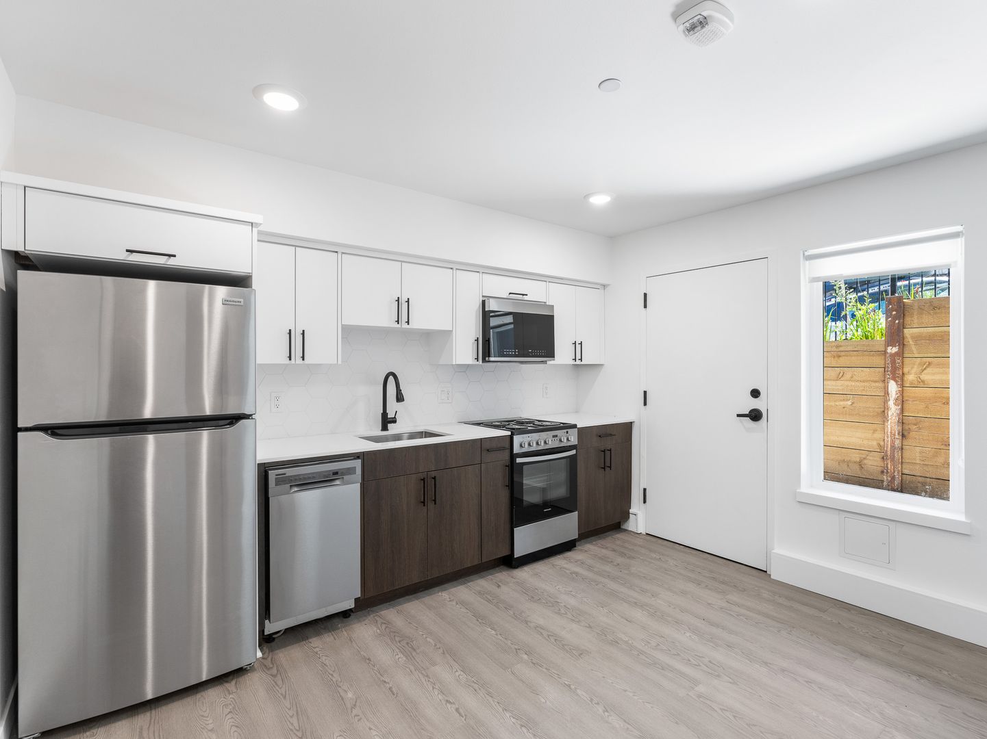 Portland Apartment: 3755 S. Hood Ave.