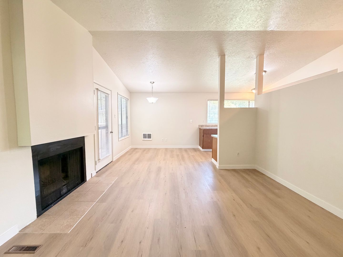 Lake Oswego Condo: 7060 SW Montauk Circle