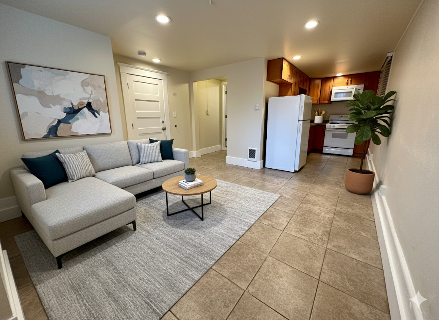 Portland Apartment: 1942 NW Pettygrove St.