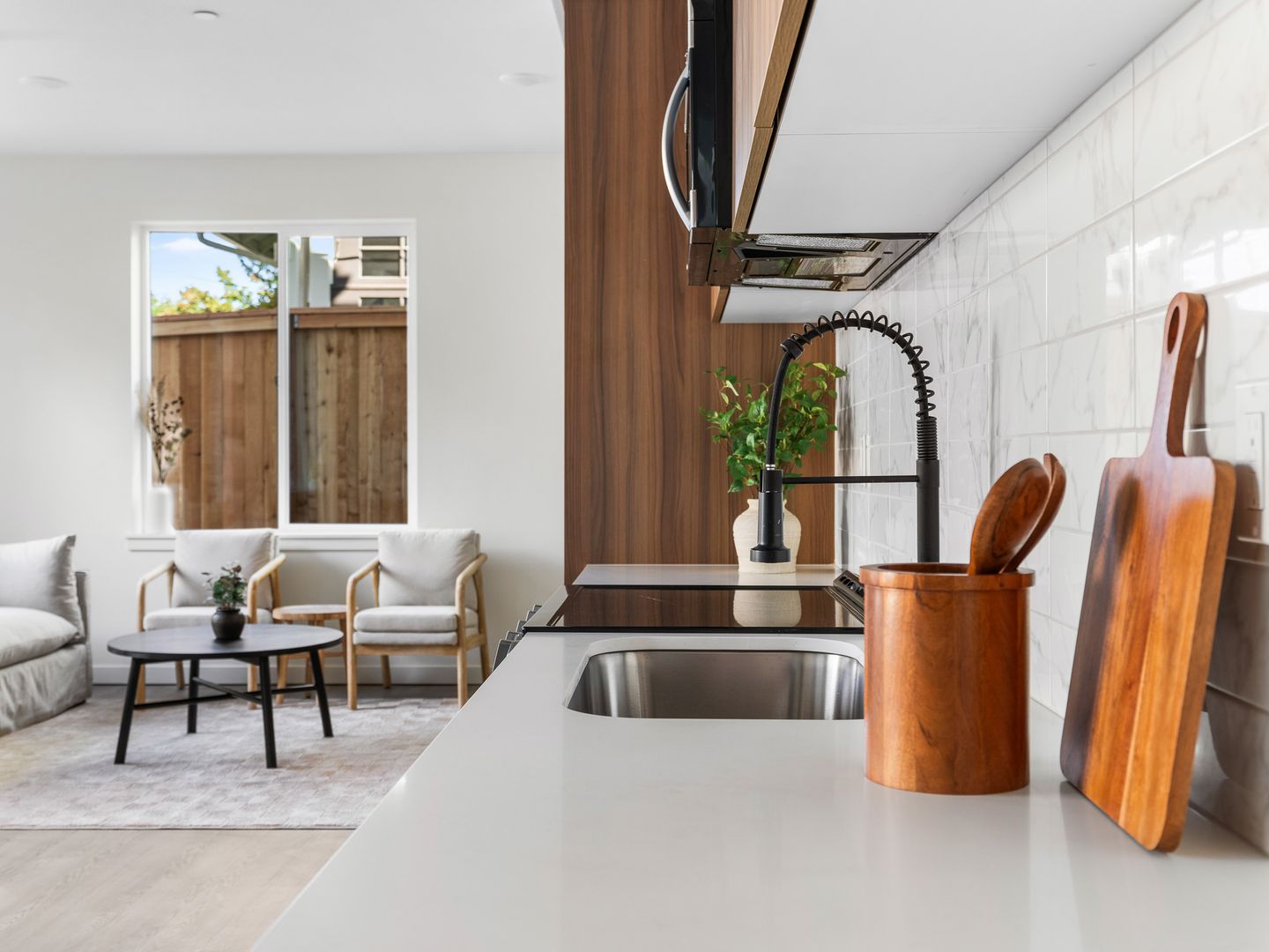 Portland Apartment: 1306 NE 46th Ave.