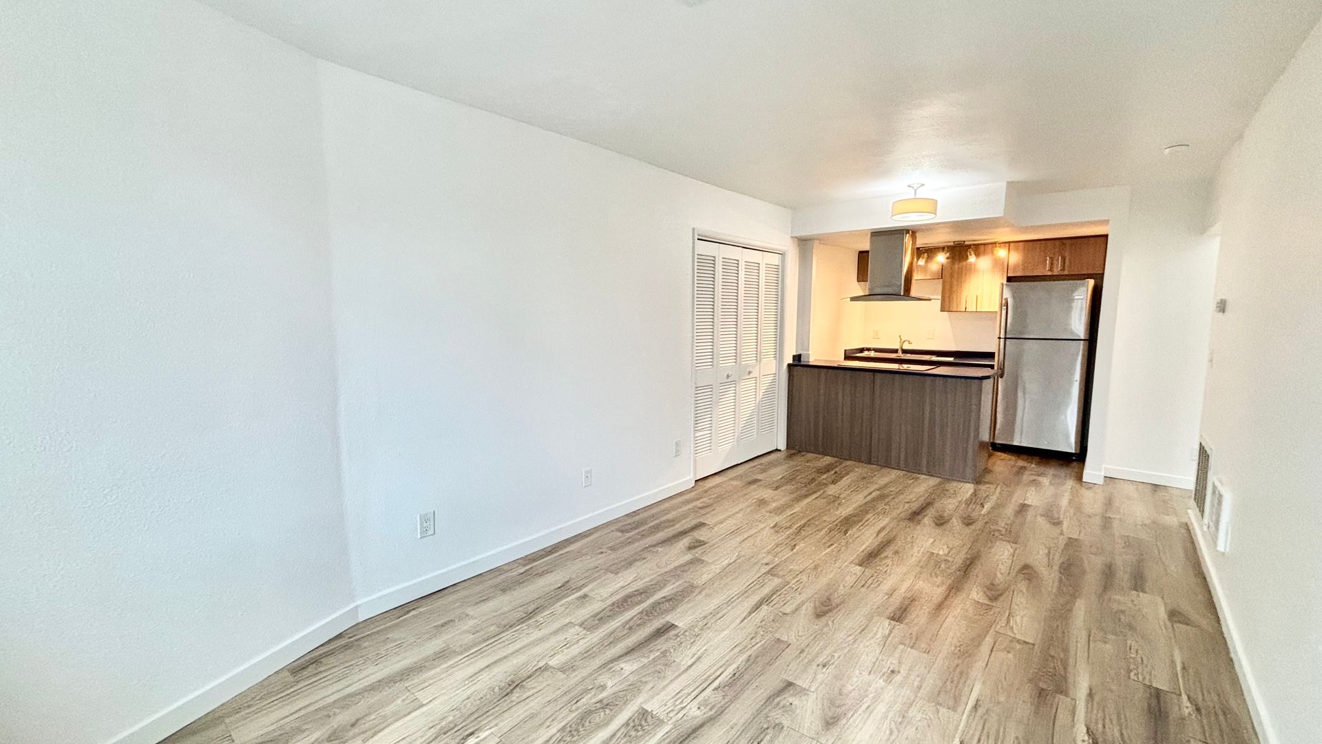 Portland Apartment: 2222 SW Spring Garden St.