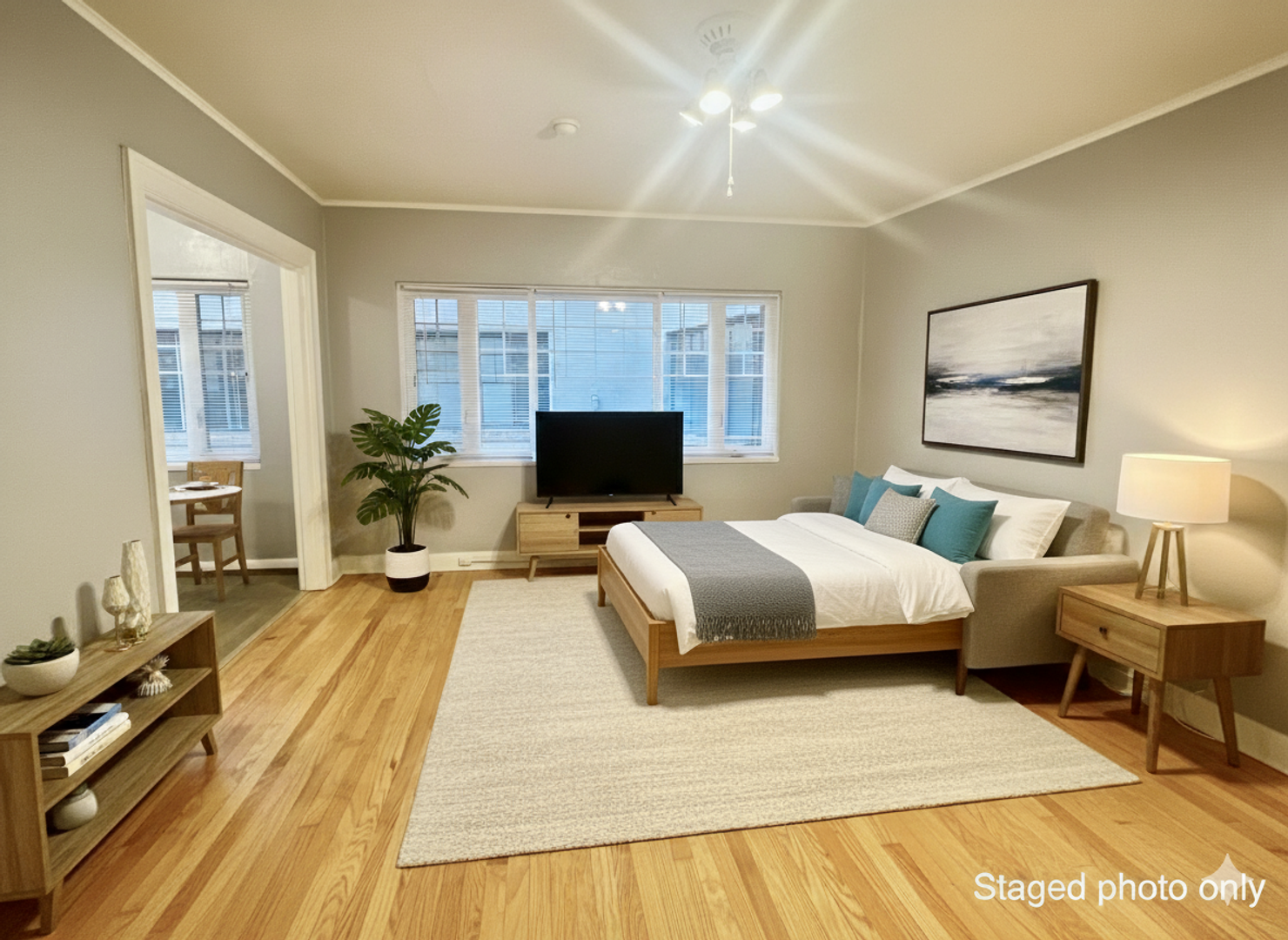 Portland Apartment: 911 SW 21st Ave.