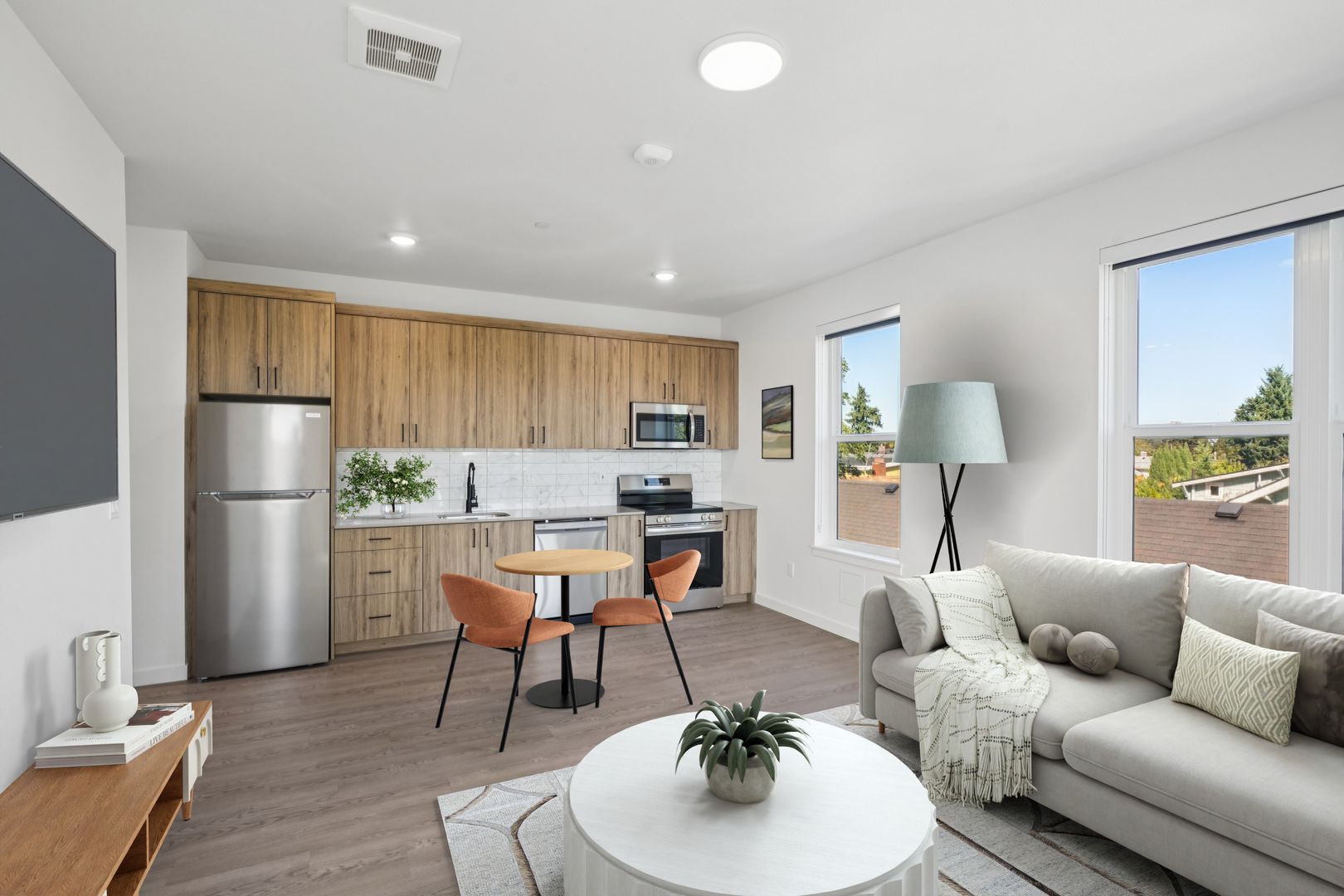 Portland Apartment: 2465 NE Alberta St.