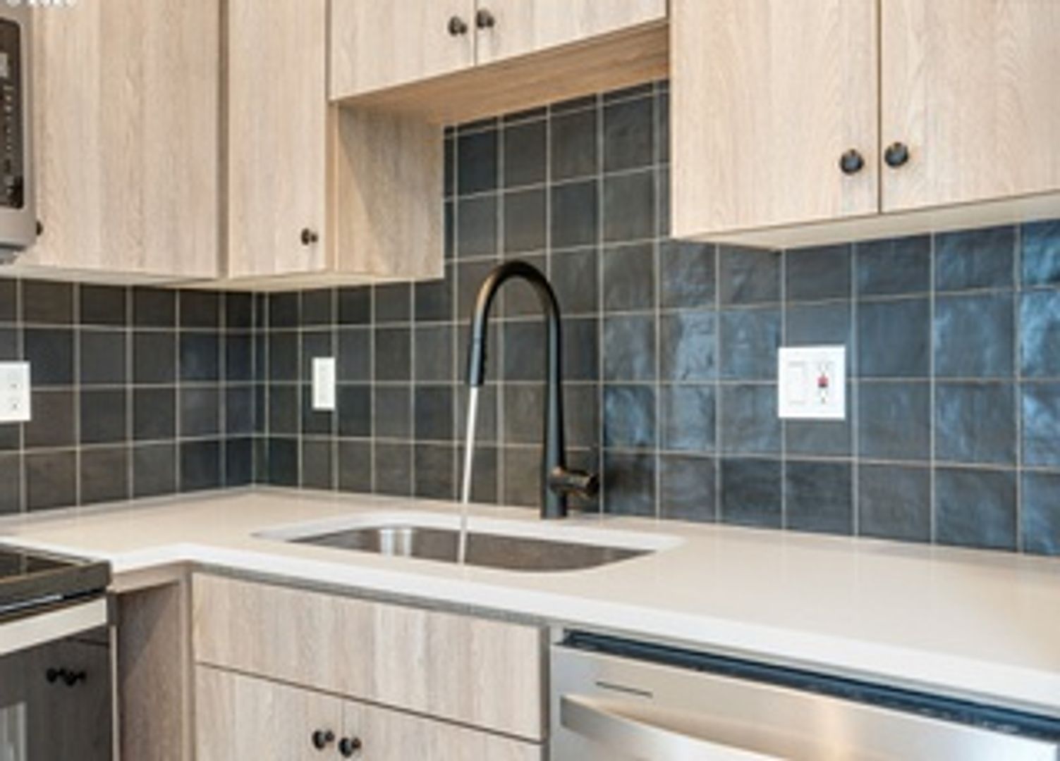 Portland Apartment: 4875-4881 SE 63rd Ave.