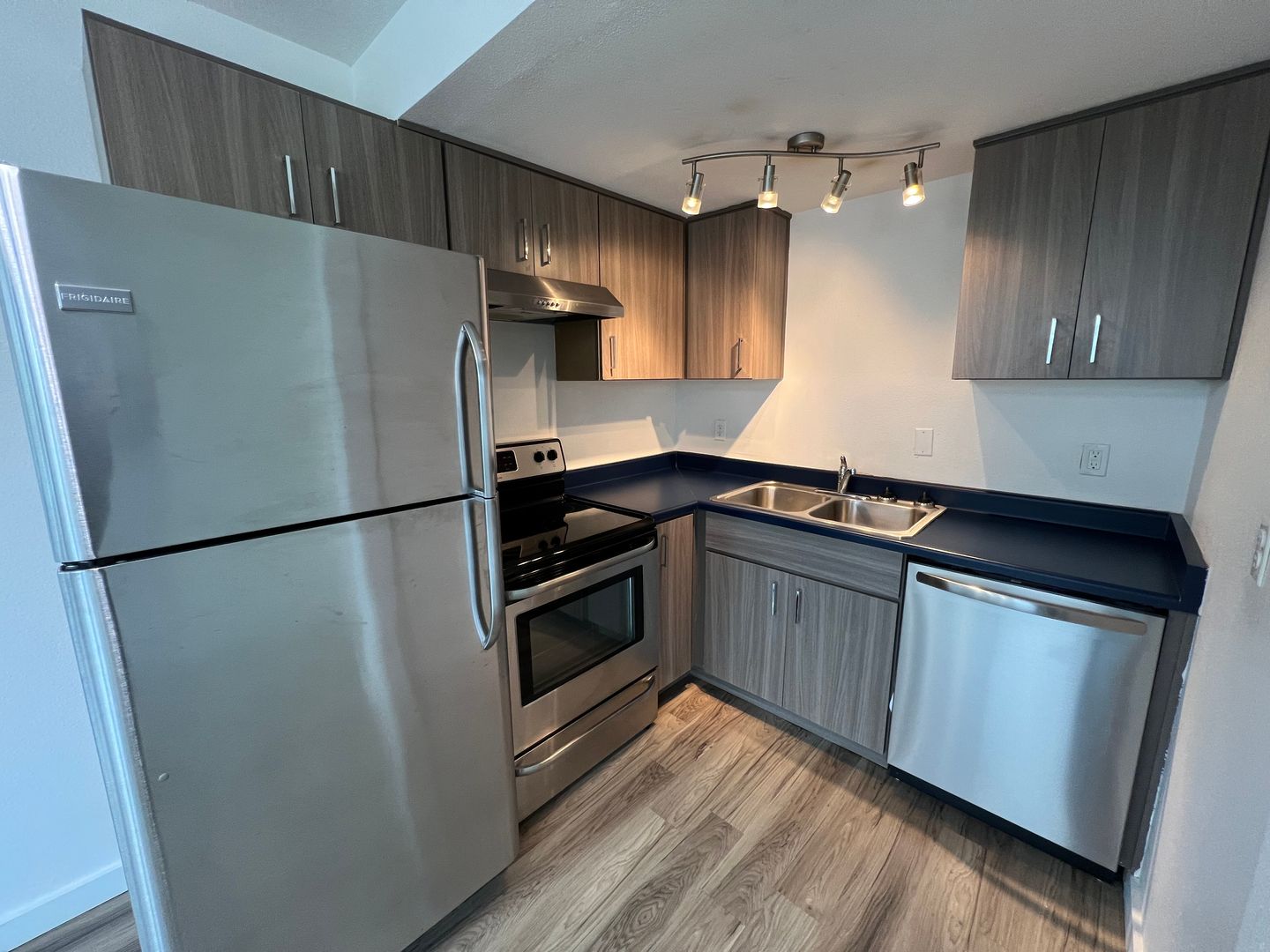 Portland Apartment: 2222 SW Spring Garden St.
