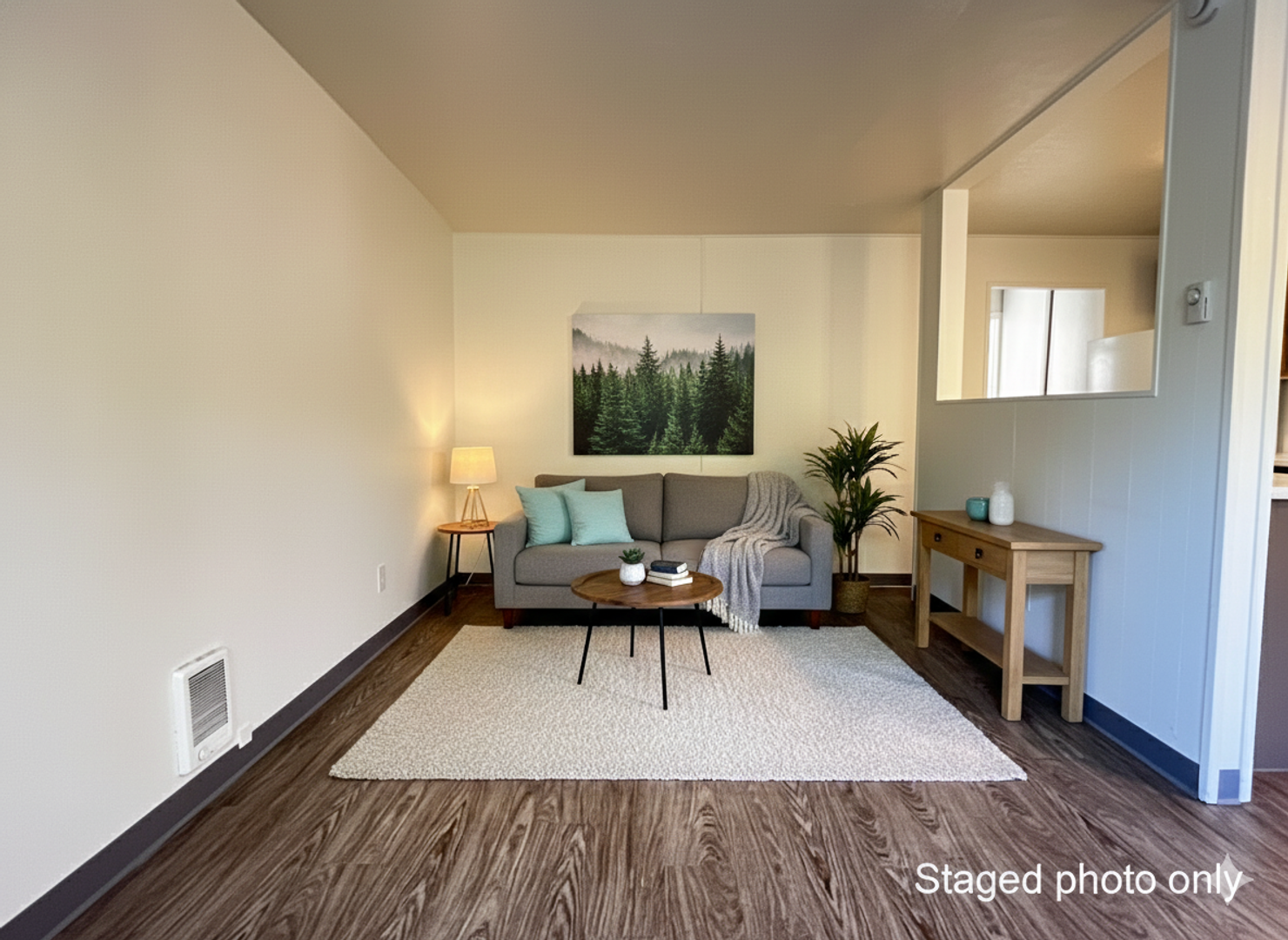 Portland Apartment: 6810 SW 26th Ave.
