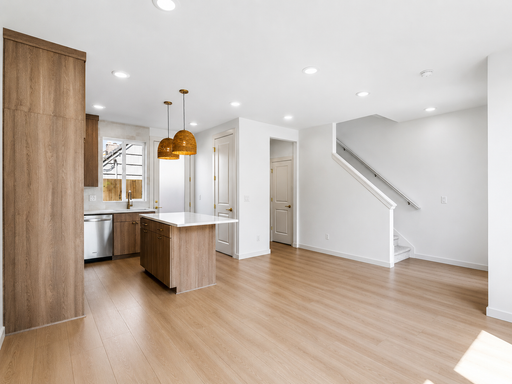 5133 SE Morrison St. , Portland, OR 97215