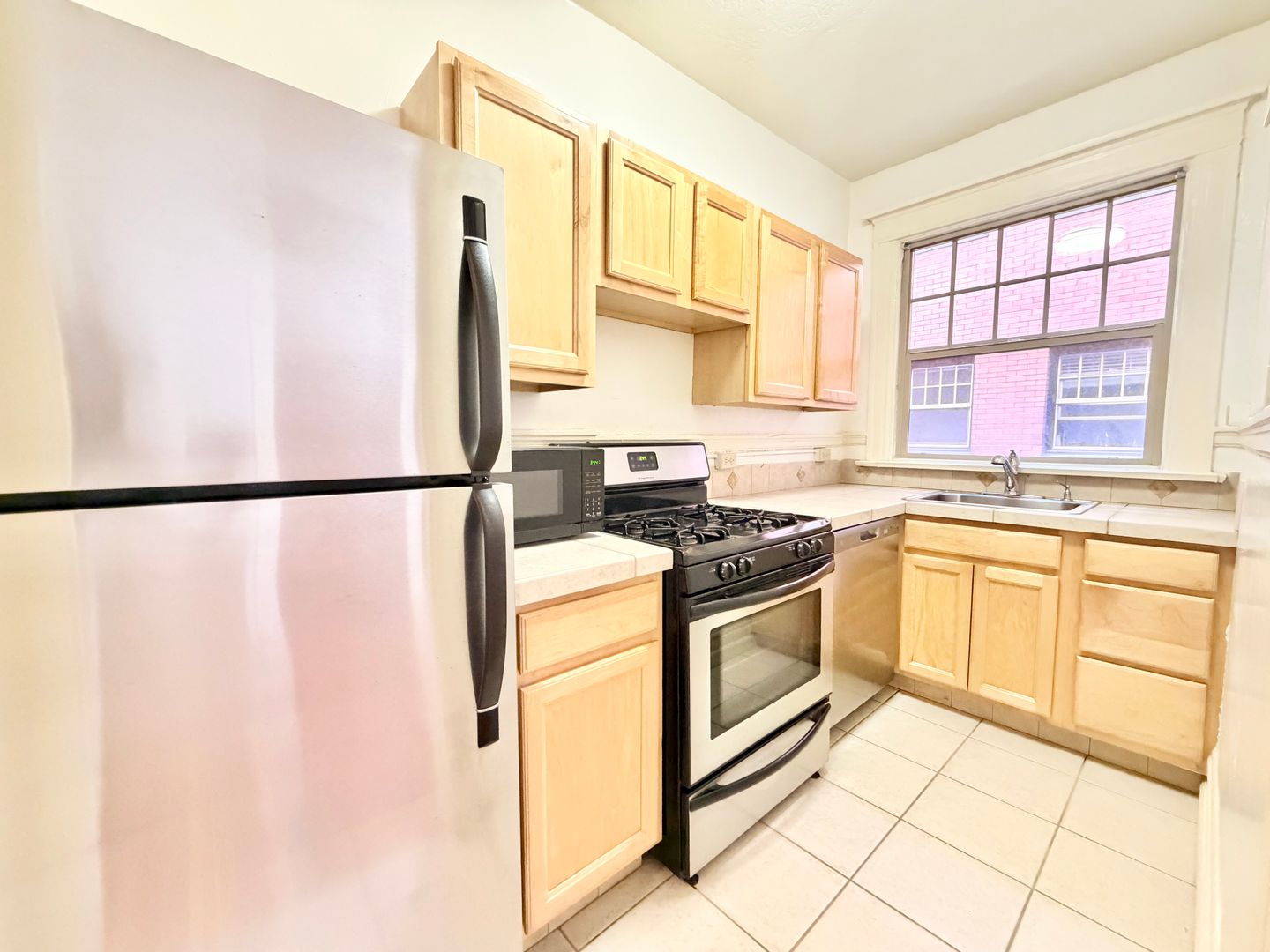 Portland Condo: 2109 NW Irving St. #203