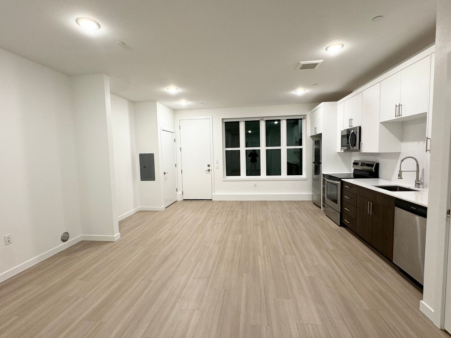 Portland Apartment: 1535 N. Alberta St.