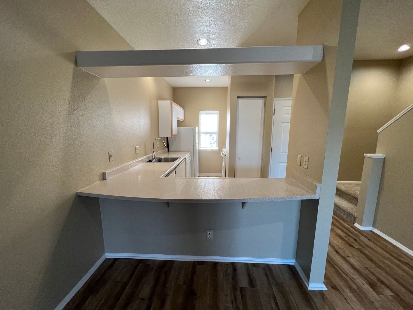 Portland Apartment: 1819 SW 18th Ave.