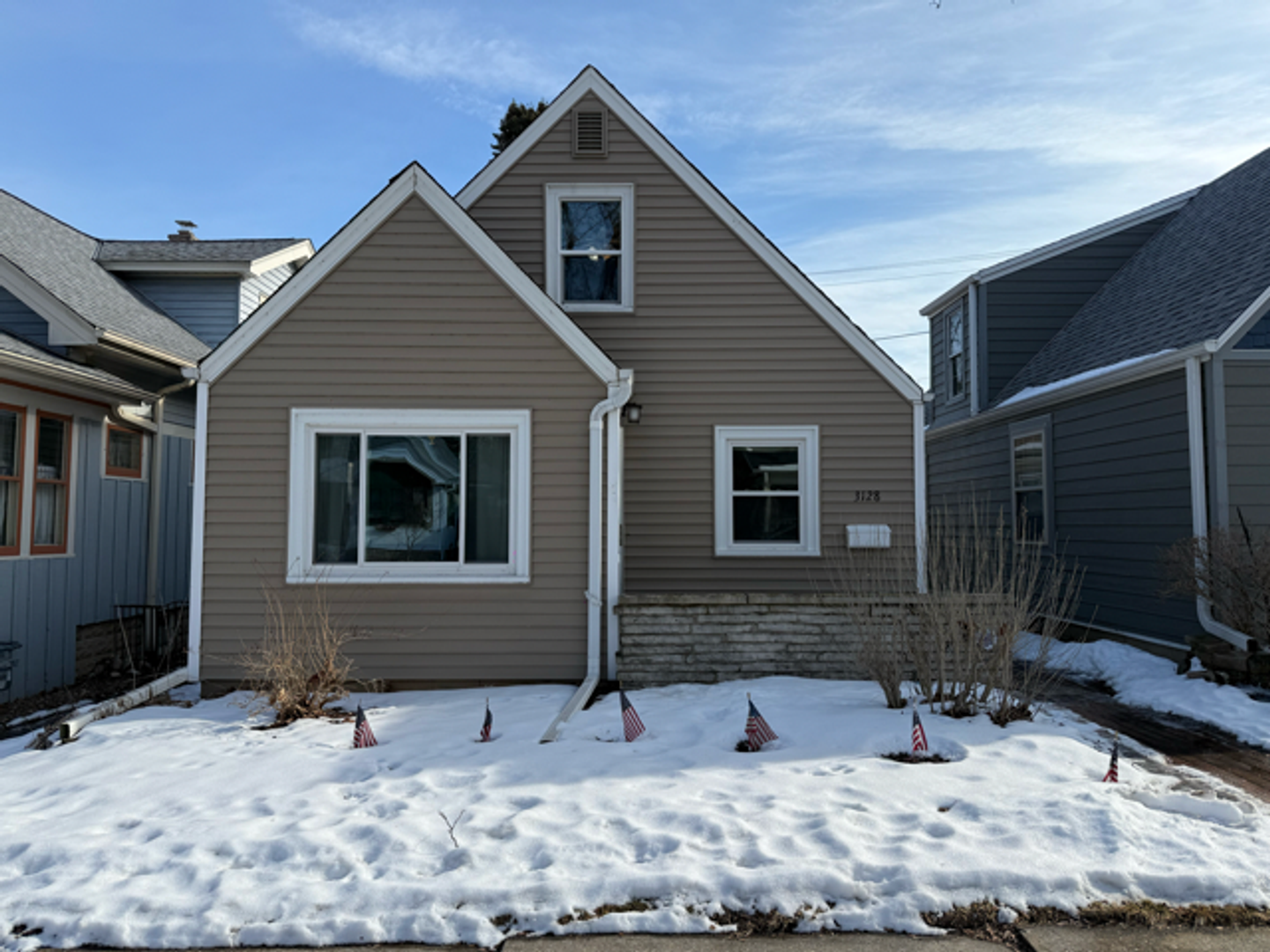 Milwaukee House: 3128 S Indiana Ave.,