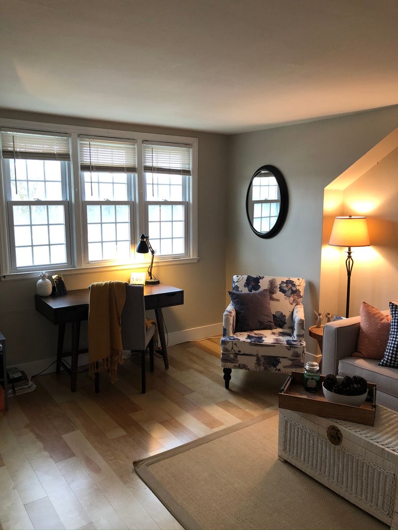 Milwaukee Apartment: 150-150A N 80th St.