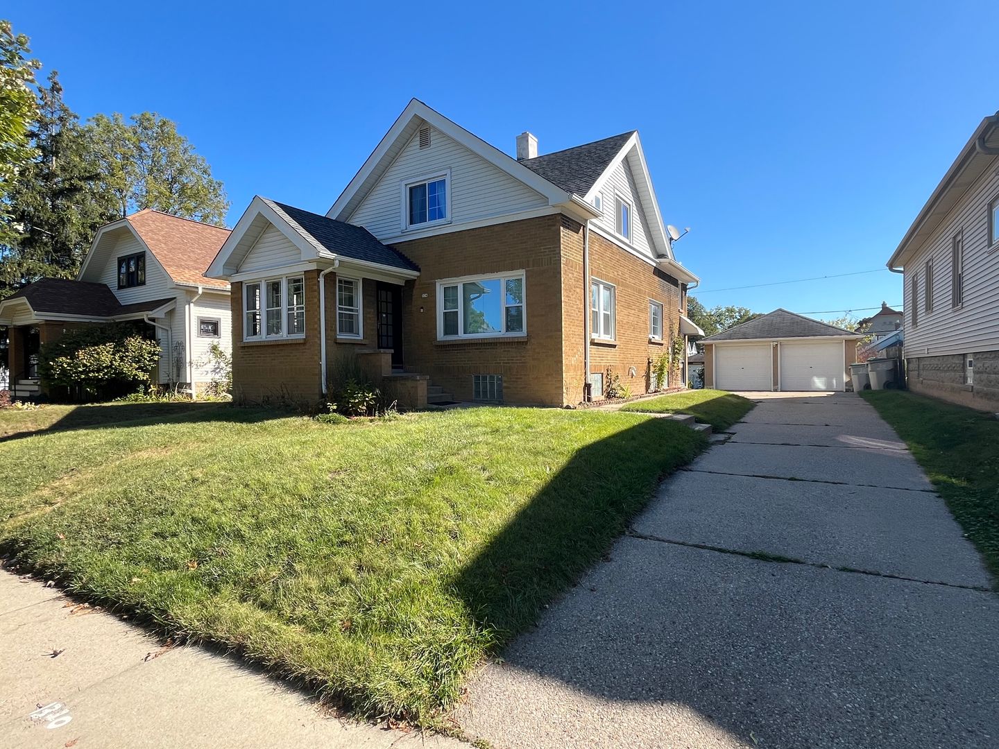 Milwaukee Apartment: 334 N 60th St