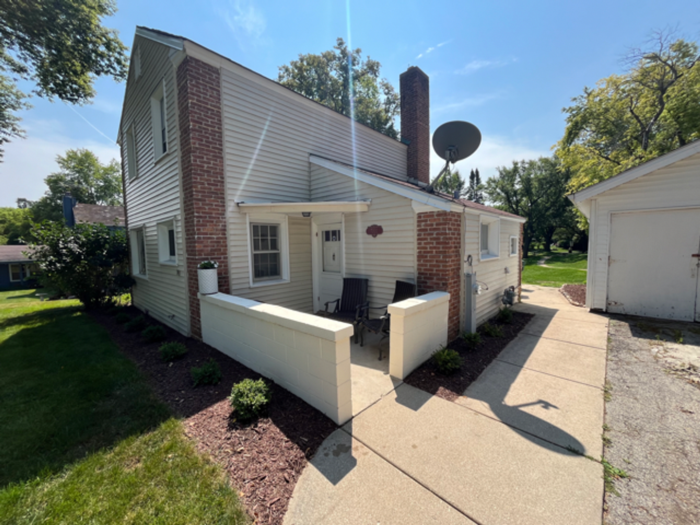 Greendale House: 7003 W Grange Ave.