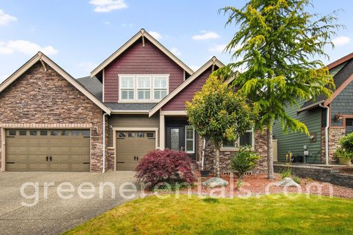 Luxurious 4BD 3.5BA Home in Campus Highlands – photo 1