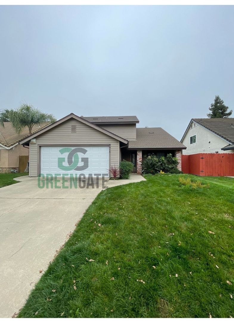 Modesto House: 2416 Walnut Park Dr.