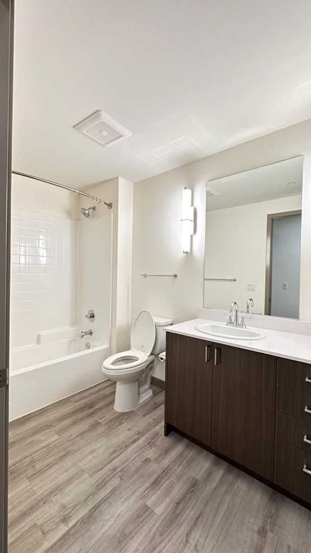 2 Bedroom 2 Bath with a Balcony 8 of 12