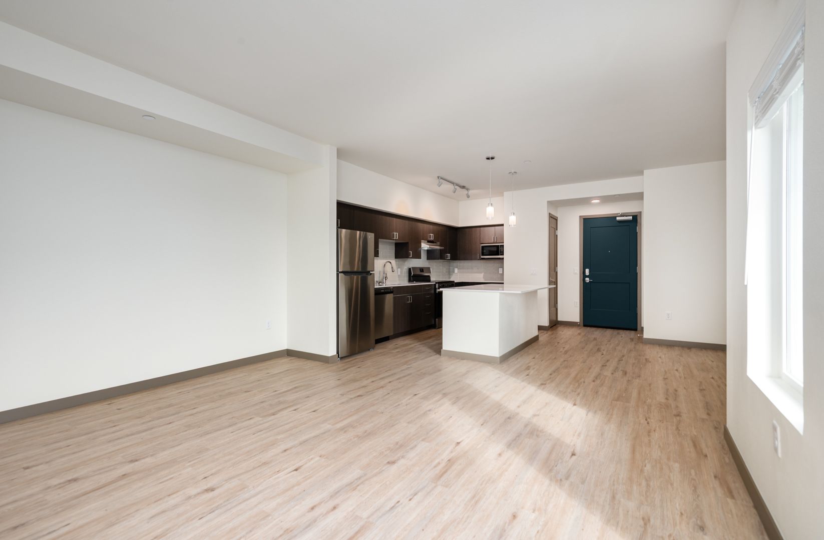 2-Bedroom 2-Bath with Balcony Apartment 4 of 12