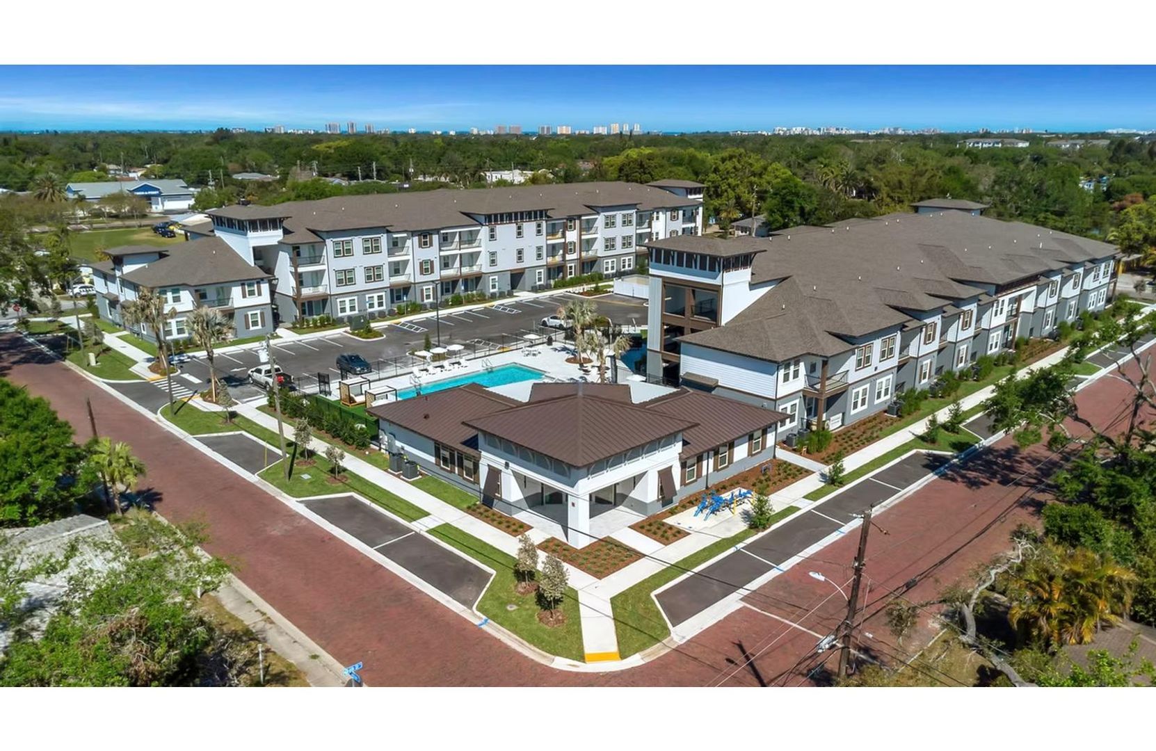 Largo Apartment: 605 4th Ave NW