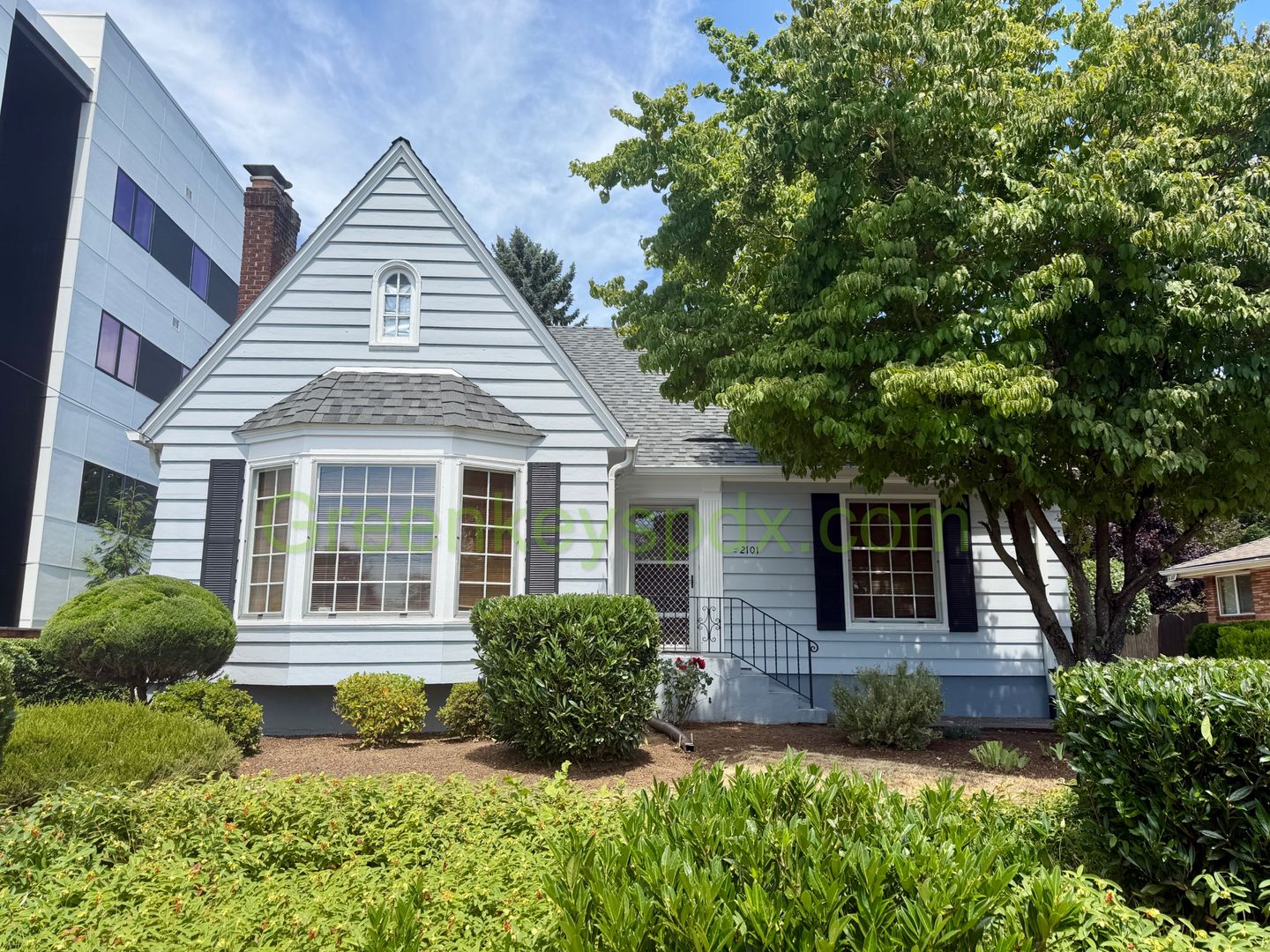 Portland House: 2101 N Rosa Parks Way