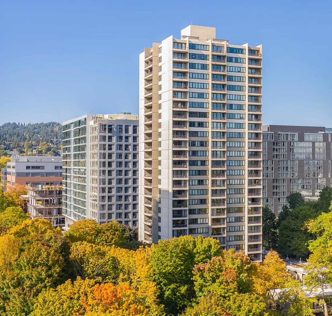 Portland Condo: 255 SW Harrison St