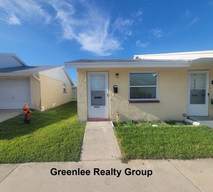 Adorable 1 Bed/1 Bath Villa in the 55+ New Port Colony Community