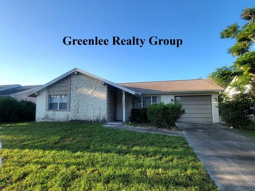 Spacious 2/2 home in Holiday—move-in ready and close to the beach! – photo 1