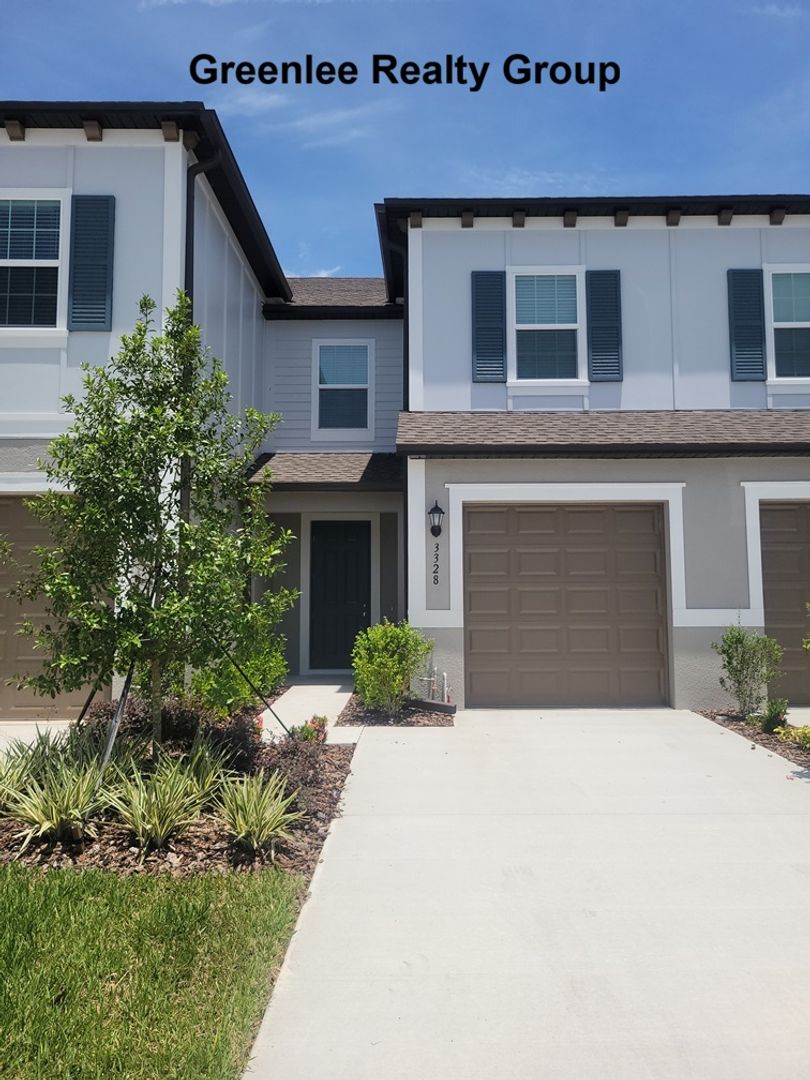 Zephyrhills House: 3328 Lapis Lake Dr.