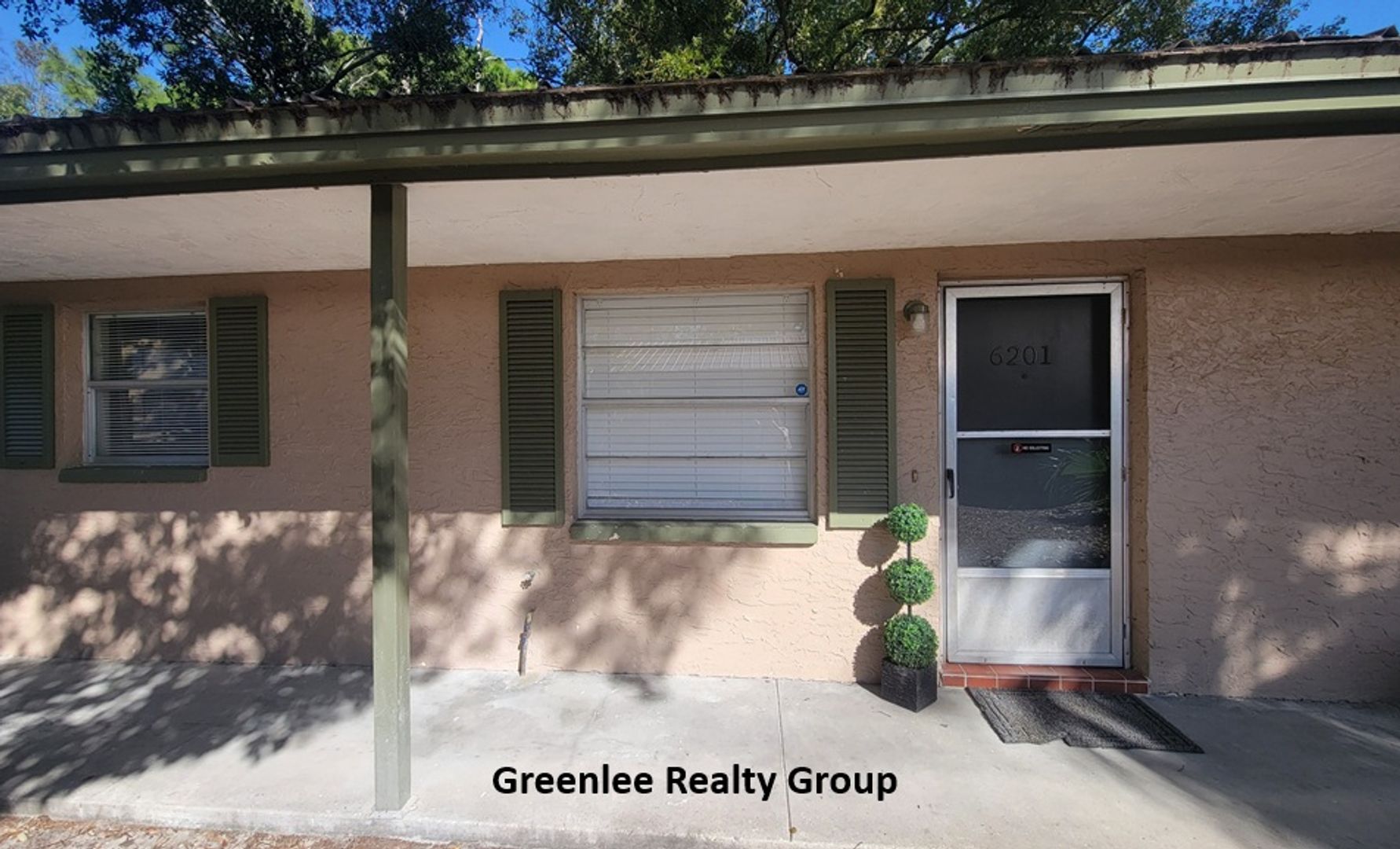 New port richey Apartment: High St