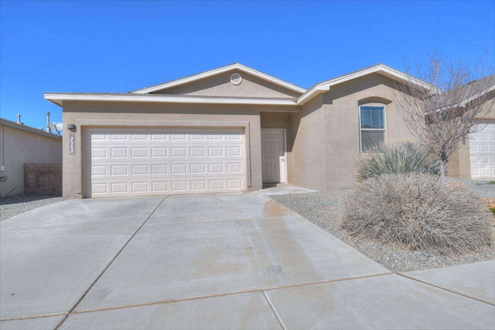 Rio Rancho House: 2582 Camino Plata Loop