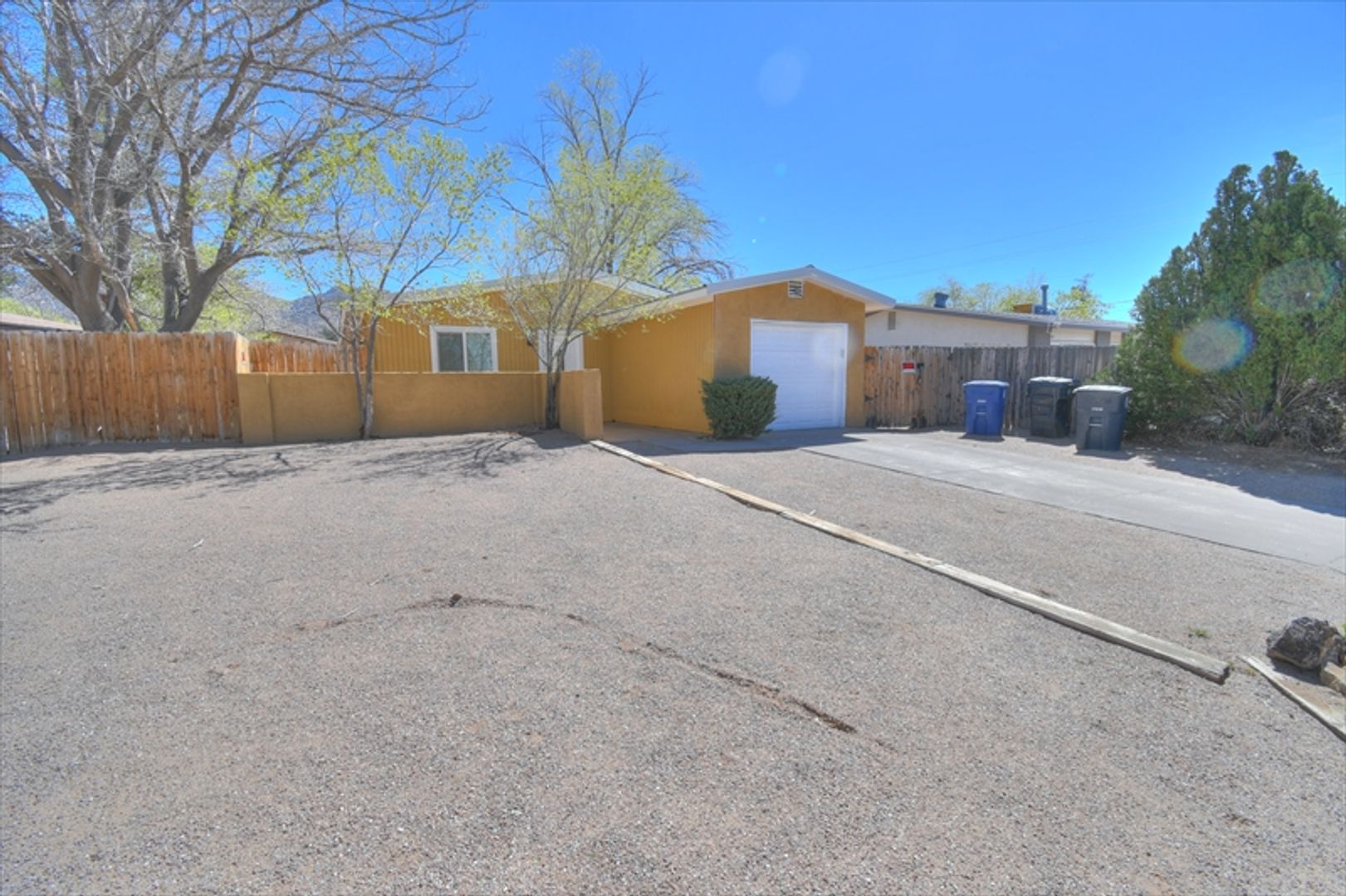 Albuquerque House: 13104 Oriente Ave NE