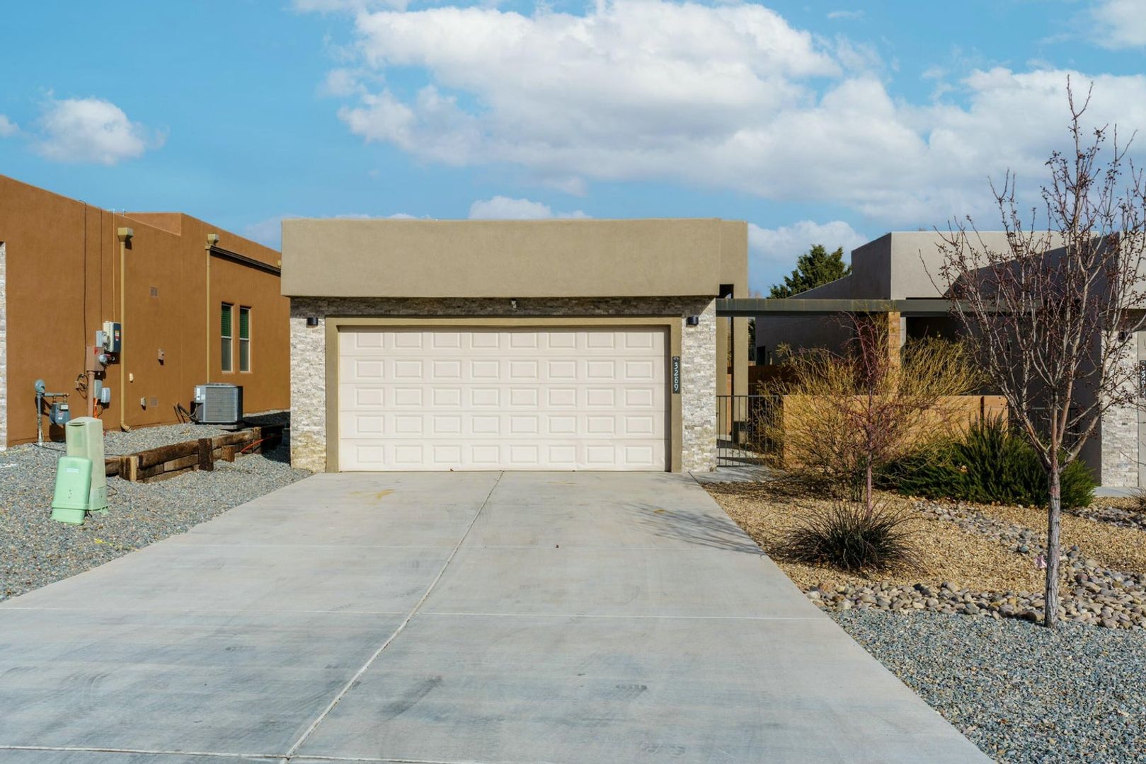 Rio Rancho House: 3289 Oakmount Drive SE