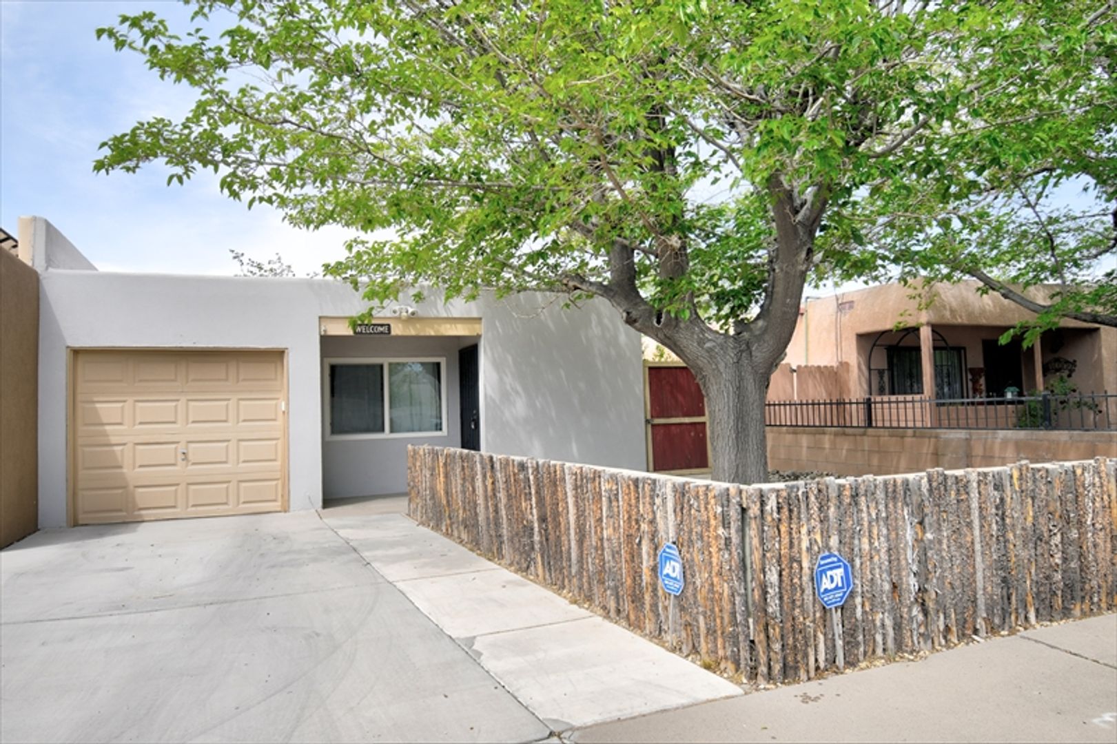 Albuquerque House: 521 Nathan Street SE